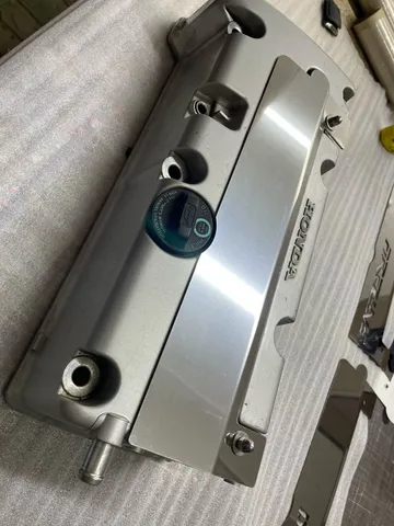 Plug Hole Coil Cover Trim Clear polished Metal for Honda K20 K24 Accord 7 TSX Cr-V Odissey $85.00