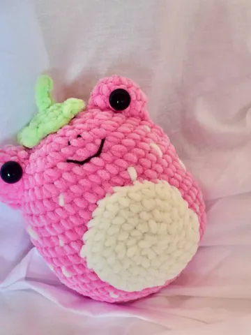 Crochet strawberry frog pattern Amigurumi squishmallow tutorial pdf $3.00