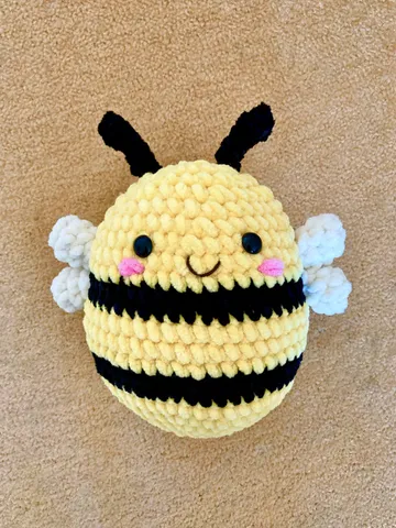 Crochet bee pattern Amigurumi bee plushie tutorial Crochet squishy baby toy for kids pattern $3.00