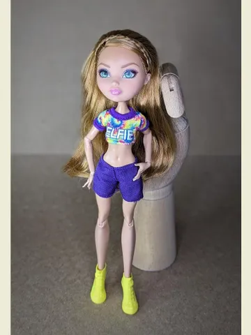 Sport T-shirt & shorts set for 10.5-inch female dolls (MH, EAH) $21.00