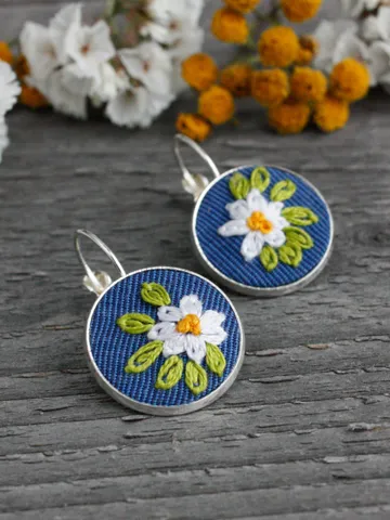 Small button blue white daisy cottagecore earrings Handmade wildflower jewelry