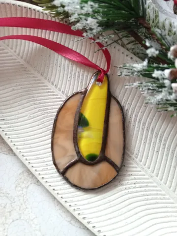 Christmas stainglass yellow-biege suncatchers, simple stained glass decorations, Xmas tree toy