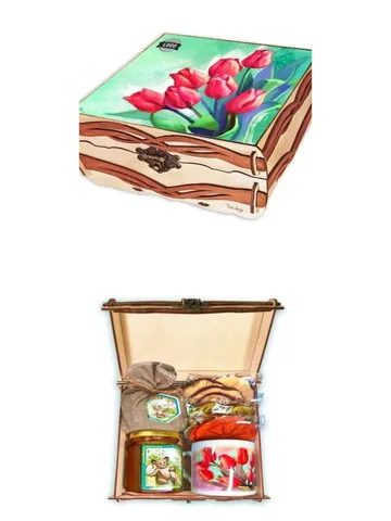 Gift set box with honey "Tulips" $89.00